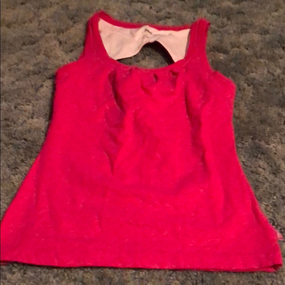 Small everlast tank top with peek back